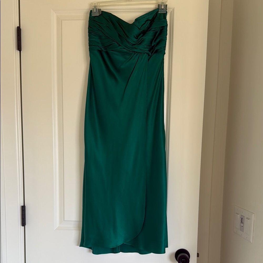Elegant Green Strapless Dress